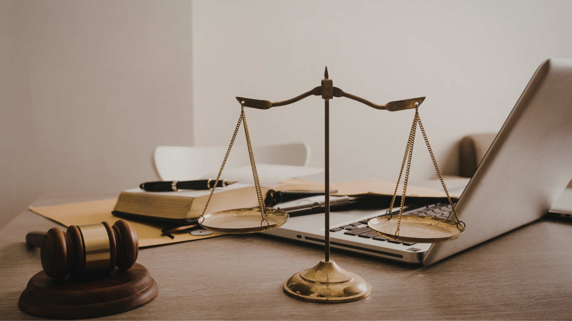 本は「オールドメディア」と「ネットメディア」の良いとこ取り